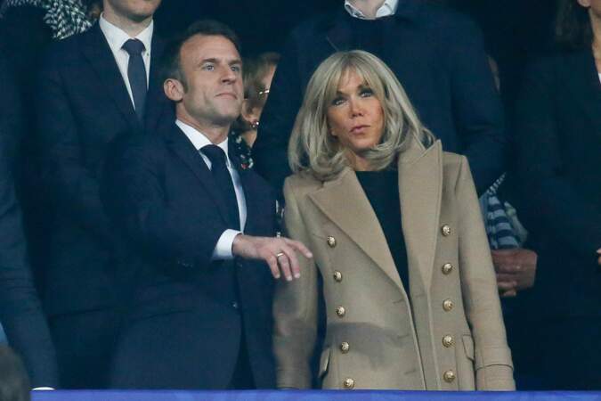 Emmanuel et Brigitte Macron lors de la finale de la Coupe de France 2023 