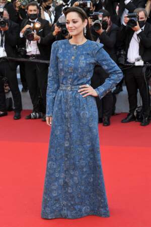 2021 : Marion Cotillard au festival de Cannes pour le film "De son vivant"