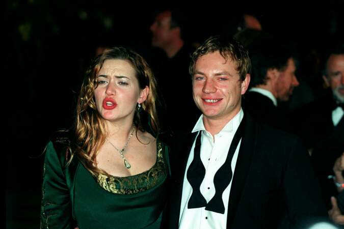 Les amoureux se rencontrent dans les années 90. Kate Winslet est alors au sommet de sa gloire après la sortie du film "Titanic".