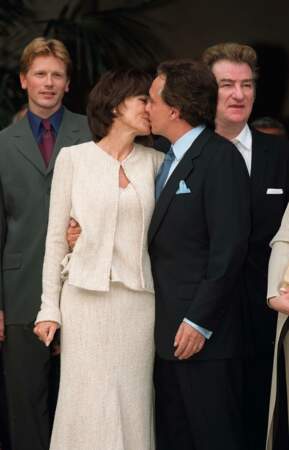 Après avoir été marié à Françoise Pettré et Elizabeth Haas, Michel Sardou dit oui à Anne-Marie Périer en 1999. 
