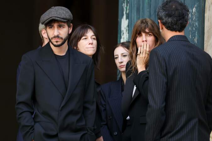 Une famille sur laquelle Charlotte Gainsbourg a pu compter lors des obsèques de sa mère, Jane Birkin. 