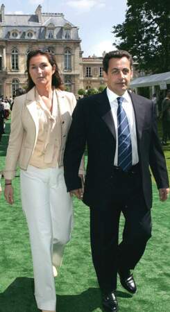En 1989, Nicolas Sarkozy quitte Marie-Dominique Culioli pour vivre avec Cécilia Ciganer-Albéniz.
