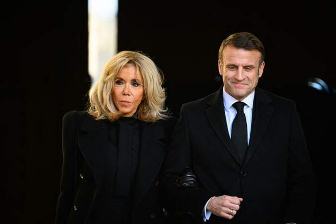 Brigitte et Emmanuel Macron, présents à l'hommage national à M. Jacques Delors, le 5 janvier 2024.