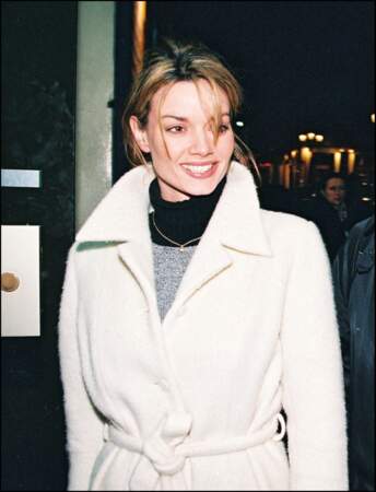 Propulsée grâce à la série "Femmes de Loi", Ingrid Chauvin enchaine le succès à l’été 2005 en devenant l’héroïne de la saga "Dolmen".