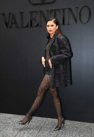 Son arrivée au défilé Valentino Collection Femme Prêt-à-porter Printemps/Eté 2023 lors de la Fashion Week de Paris, en 2022.