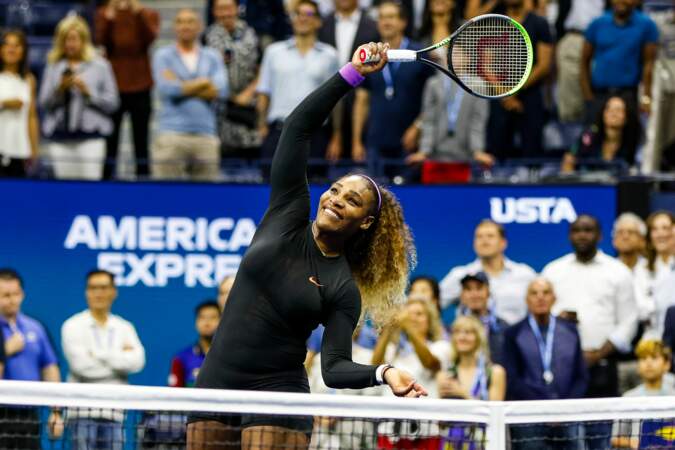 "Croyez-moi, je n’ai jamais voulu avoir à choisir entre le tennis et une famille. Je ne pense pas que ce soit juste" écrivait Serena Williams dans cette tribune puissante. 
